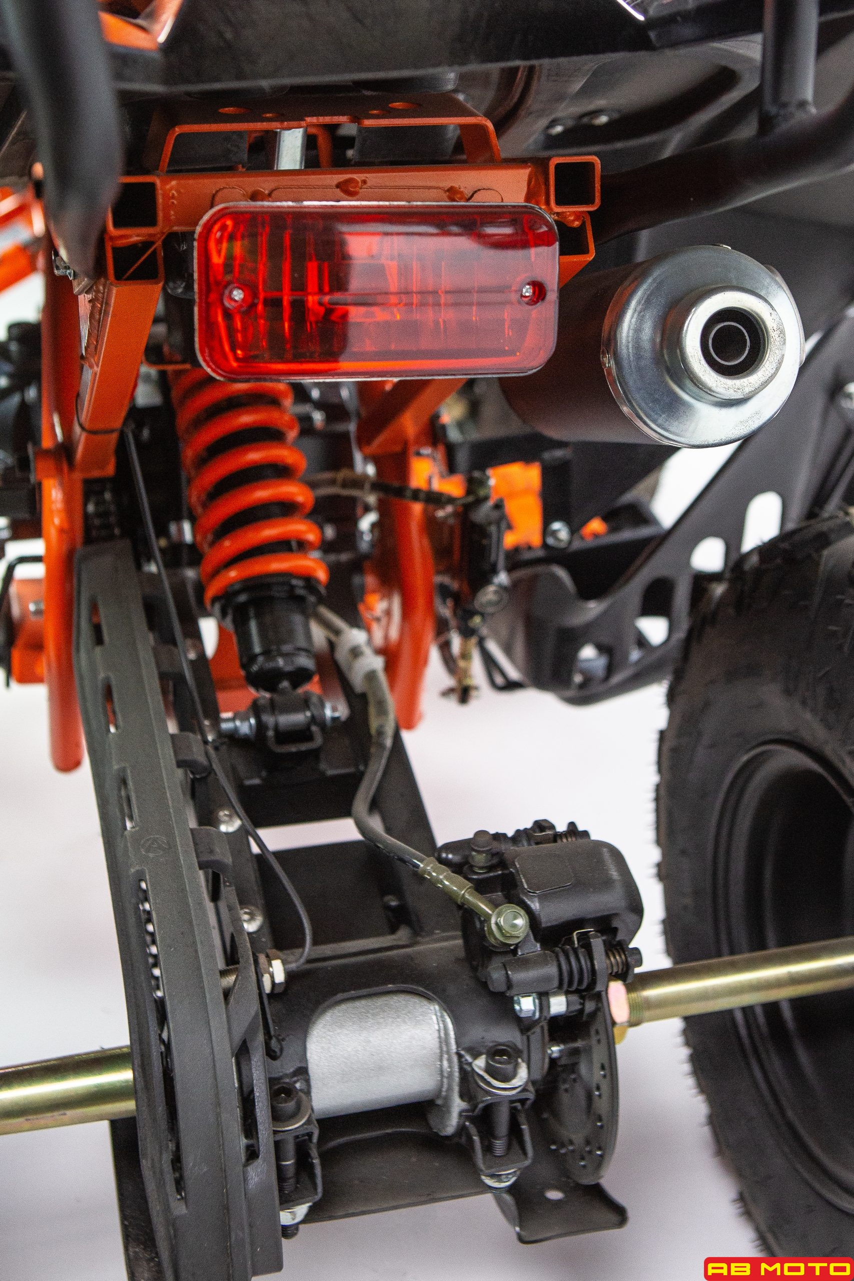 ATV 125 X R8 Melns ar oranžu - Image 8